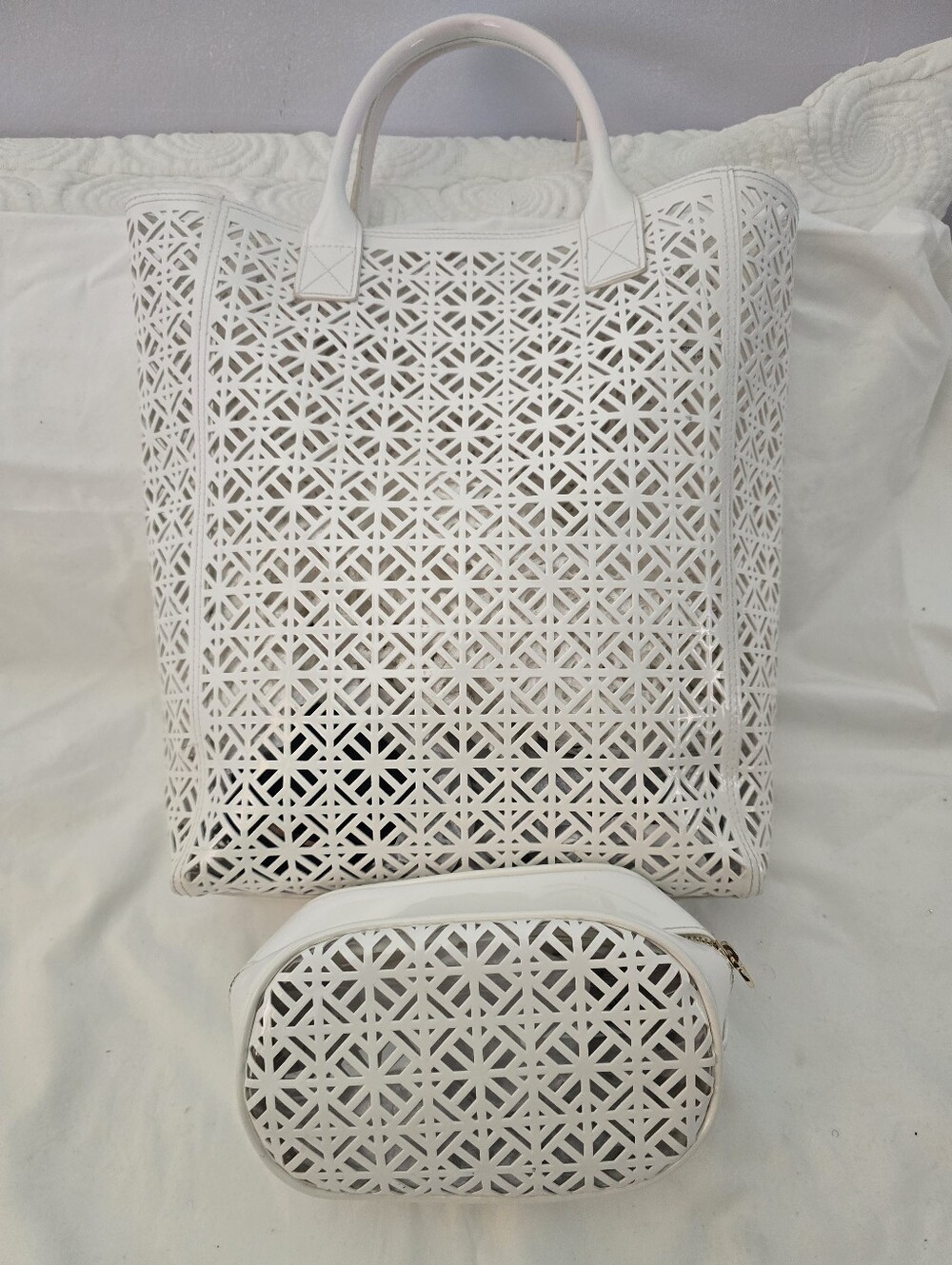Tory Burch White Laser-Cut Tote with Matching Pouch - Picture 2 of 6